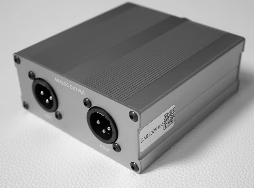 AES Digital To Fully Balanced Analog Audio Converter Auto Recognize sample rate