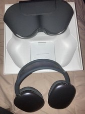 Apple AirPods Max A3184 Wireless Over-Ear Headphones w/ Case Apple AirPods Max A3184 Wireless Over-Ear Headphones w/ Case