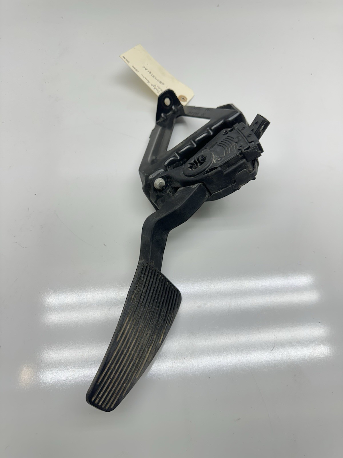 ✅09-18 Dodge Ram 1500 2500 Gas Pedal Assembly Sensor 68043161AC *TESTED WORKING*