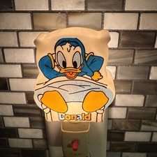 Vintage Disney Donald Duck Night Light GE Automatic Light Sensor 1988 Bedtime.