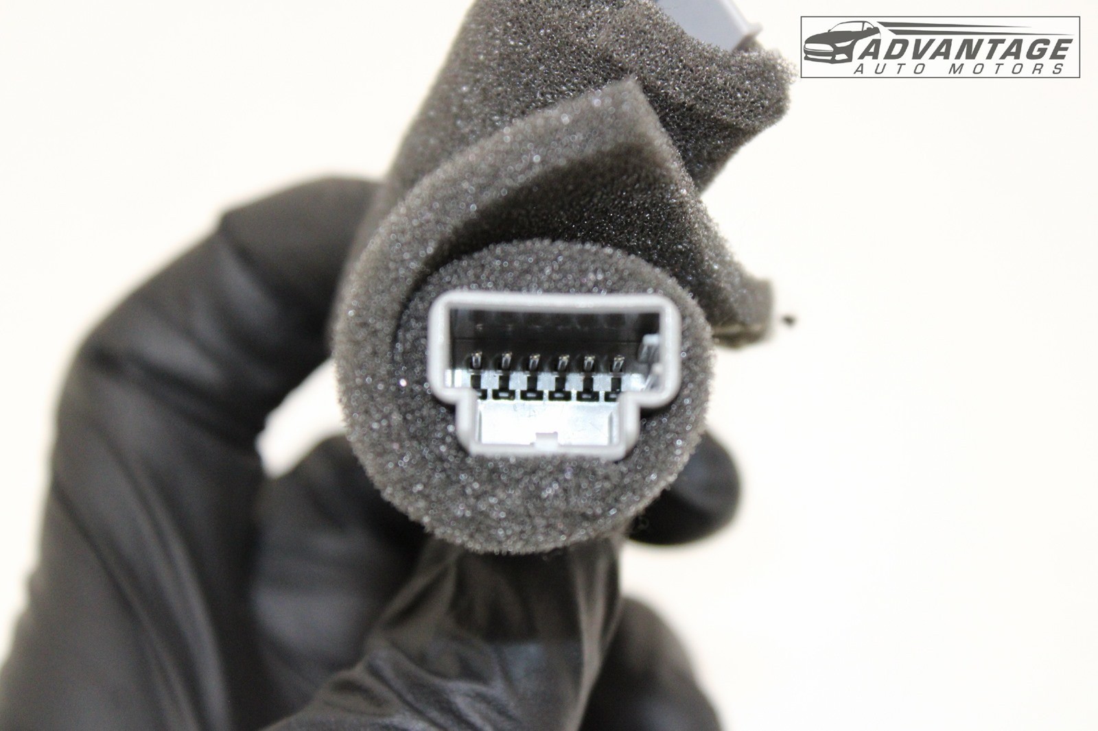2014-2017 MASERATI QUATTROPORTE CENTER CONSOLE USB AUX CHARGING MEDIA PORT OEM