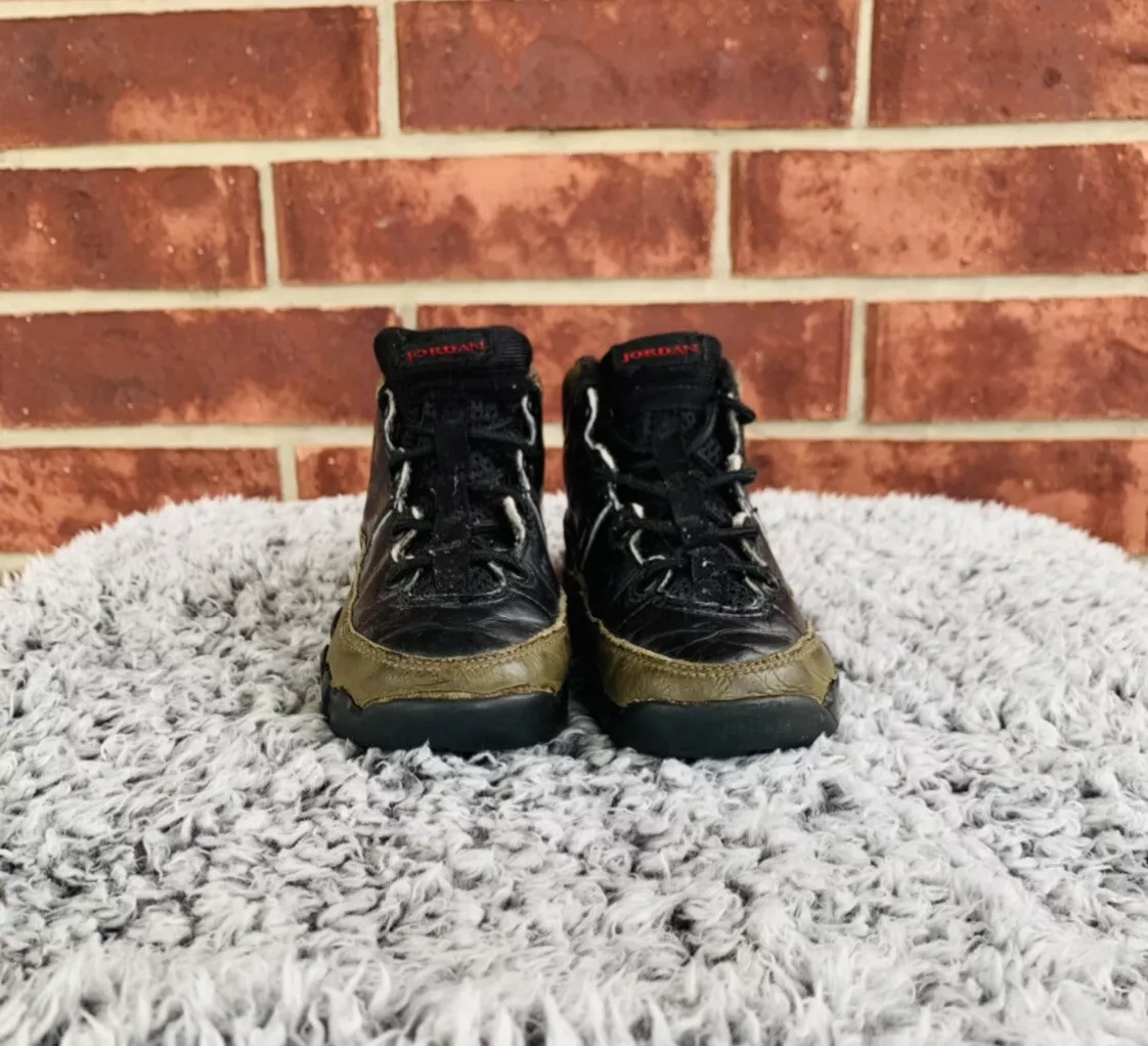 Air Jordan 2002 Olive 9s 9.5c Vintage Preowned Condition Toddler