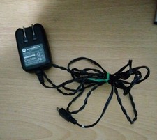 Motorola 5.0V 550mA AC Adapter Power Supply Phone Charger SPN5185B