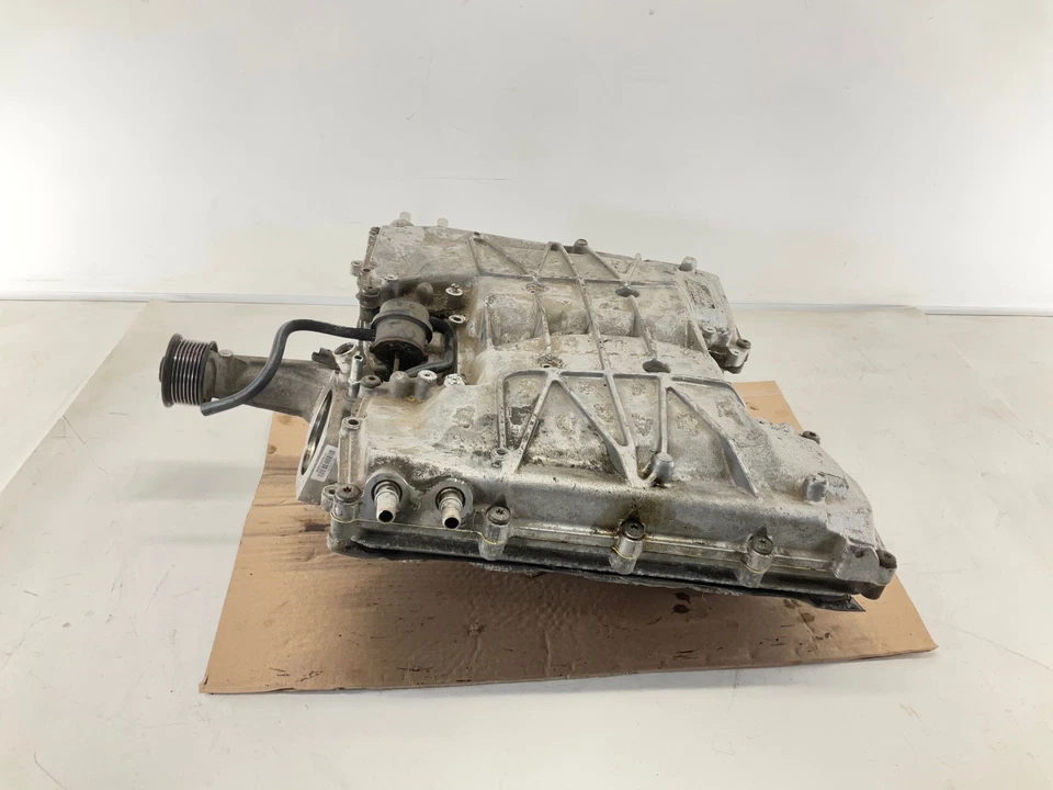 10-13 LAND ROVER Range Rover Sport 5,0 L turbocompresor sobrealimentador con colector Foto 3 de 4