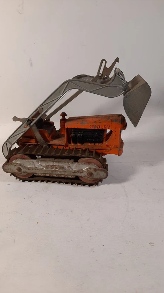 Bulldozer diésel cargador frontal Hubley #505 de colección con ruedas de madera Foto 4 de 4