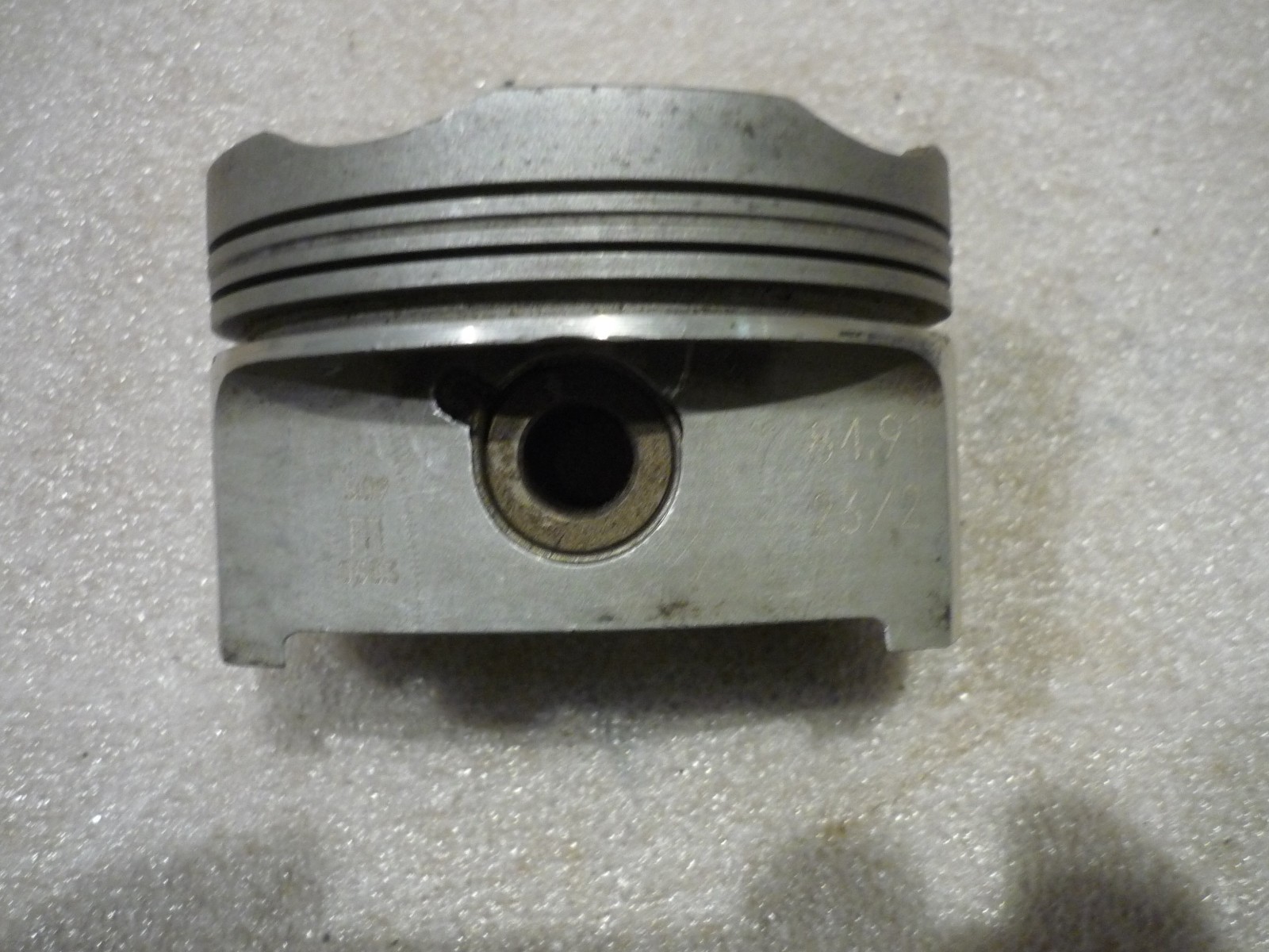 Ferrari 360 - Piston- P/N 179510
