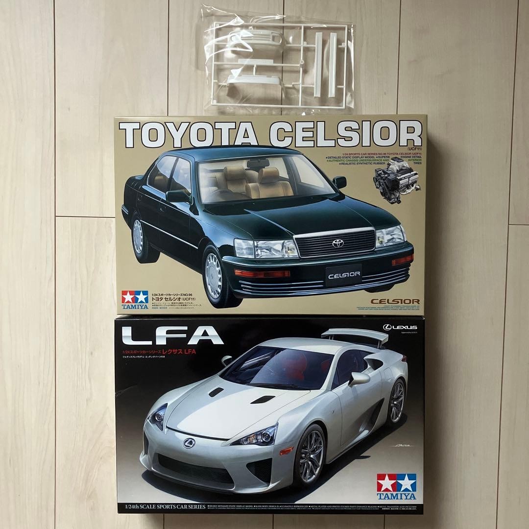 Tamiya 1/24 Toyota Celsior & Lexus LFA Engine Model Kit with Bonus