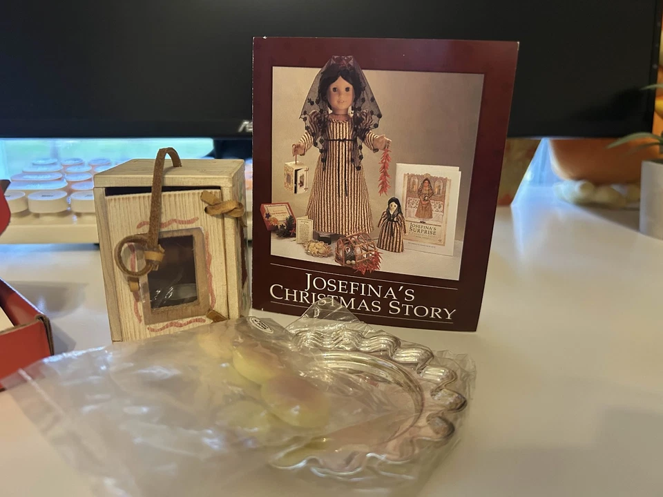 (American Girl) Josefina's Christmas Eve Activity & Craft Set - Completo [1997] Foto 3 de 4