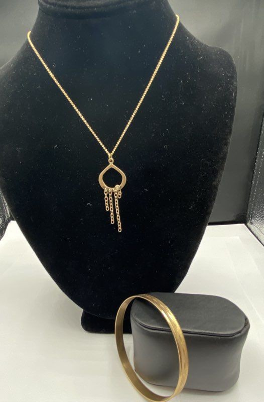 Gold Filled Bangle Bracelet & Pendant Necklace Bundle 2pcs. 13.9g