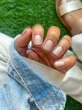 Red Aspen PRESS ON Nails MARCIAMALLOW 🪵Short Square Pop On Nail Dashes