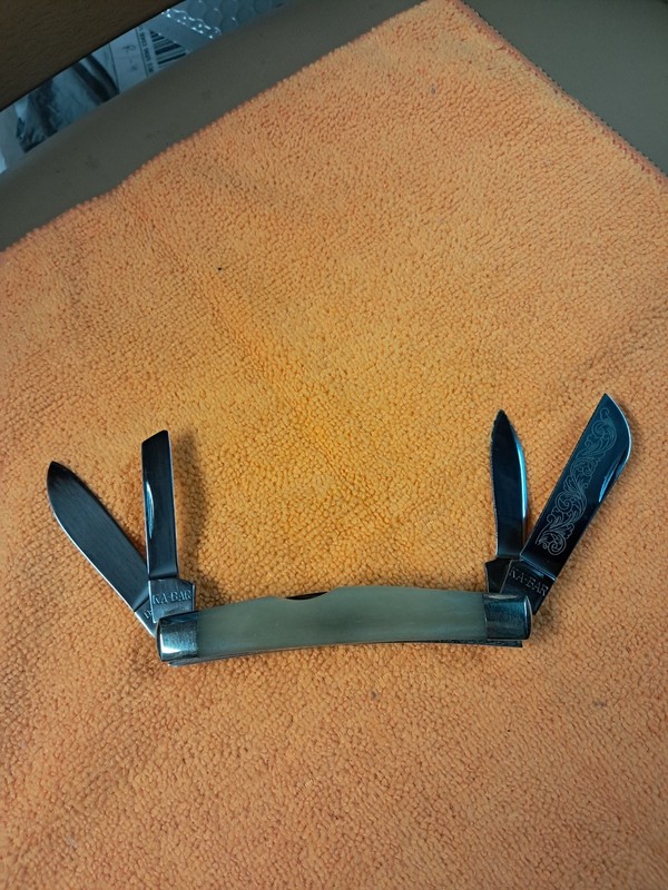 KA-BAR 4 blade unused congress pocket knife 
