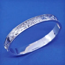 7”, vtg BB sterling silver handmade bracelet, 925 hinged floral textured bangle