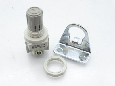 #ad SMC AR10 M5B A Air Pressure Regulator New in Box $15.30