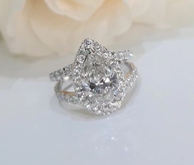 Funkelnder Diamantring im Birnenschliff E F VVS2 IGI Lab Grown 14 Karat...