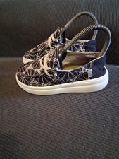 Hey Dude Girls/Youth Wendy Rise Slip On Black/ White Size K13 Eyelet