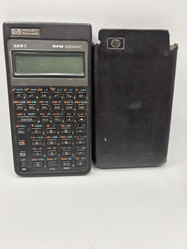 HP Hewlett Packard 32SII RPN Scientific Calculator w Case Untested Vintage