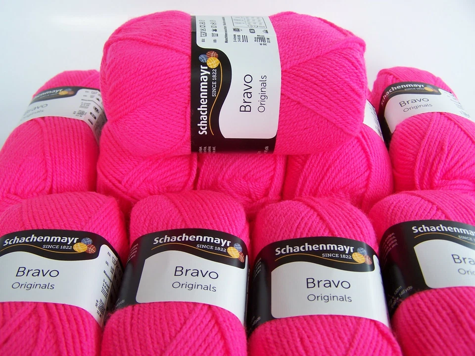500g (20,00€/kg) Wollpaket Schachenmayr Bravo - Fb 8234 neon pink