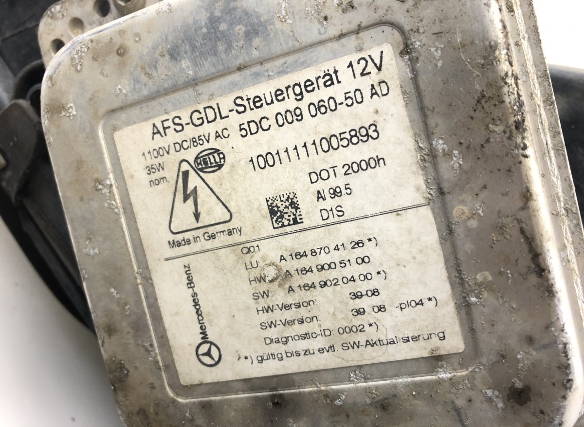 ML-CLASS (W164) VA2424147 Headlight right A1648209861 A1648204059 