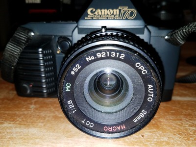 CANON T70 Program SLR Camera w 35-70mm Zoom + Extras EXCELLENT