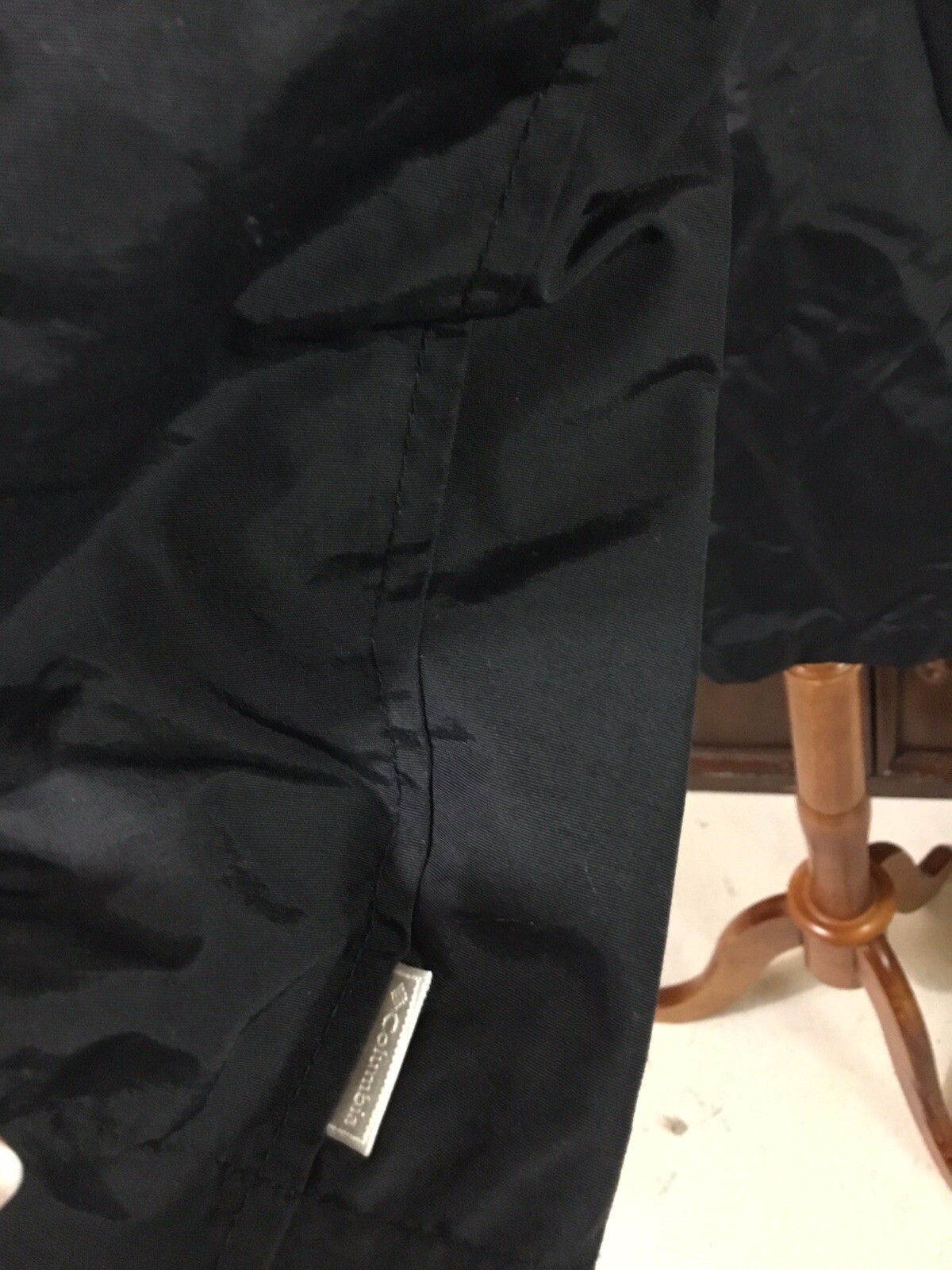 Columbia Womens Size Large Solid Black Green Line… - image 7