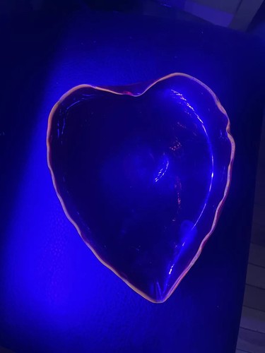 Vintage Red Heart Abstract Crimped Art Glass Candy Bowl Dish 8" Rim Glows