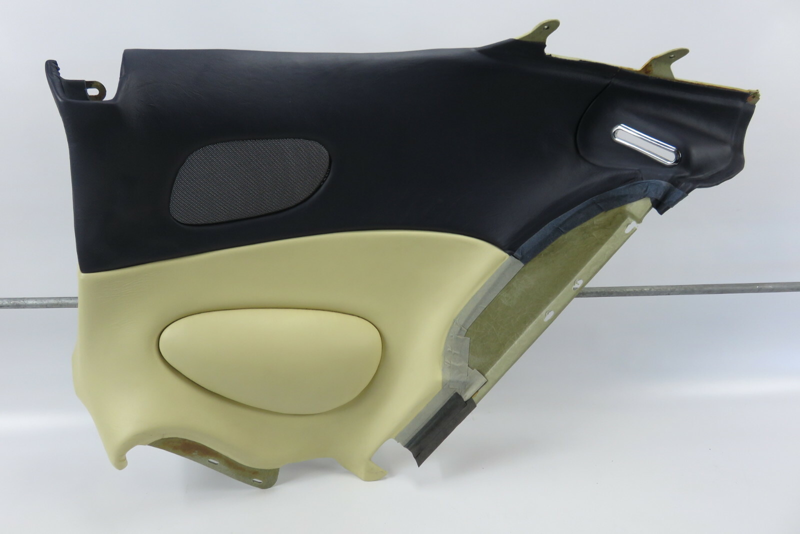 03 Aston Martin DB7 right quarter panel interior trim blue tan