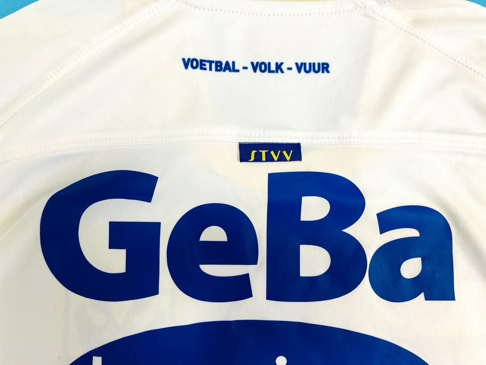 Kappa SINT-TRUIDEN 2015/16 L Away Football Shirt Soccer Jersey STVV 29 Top Kit