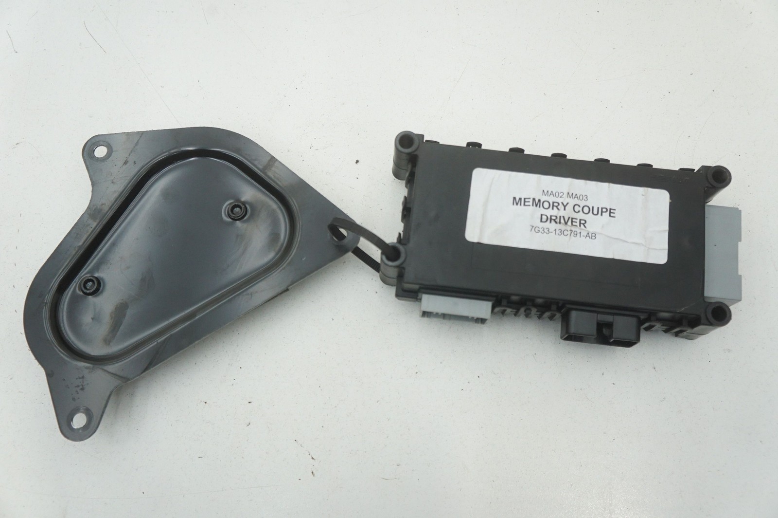 Front Left Door Control Module OEM 7G303-13C791-AB Aston Martin V8 Vantage 2008