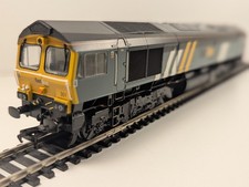 Bachmann Branchline 32-979Y Class 66 66301 Fastline Freight – Rail Express Limit