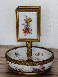 MATCH BOX HOLDER  HANDPAINTED  for  EUROPEAN SIZE BOX