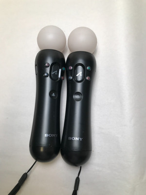 2 x Sony PlayStation Move Motion Controller (CECH-ZCM1U) PS3