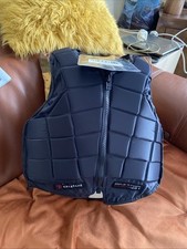 Racesafe Rs2010 2018 Czarny ochraniacz ciała dla dzieci Med Reg Poziom 3 Fabrycznie nowy z metką Poziom 3