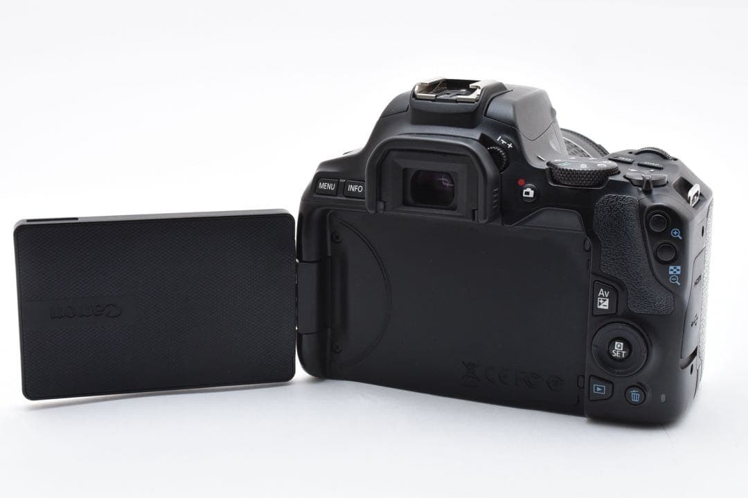 Canon EOS Kiss X10 Digital Camera with EF 28-80mm Lens Excellent