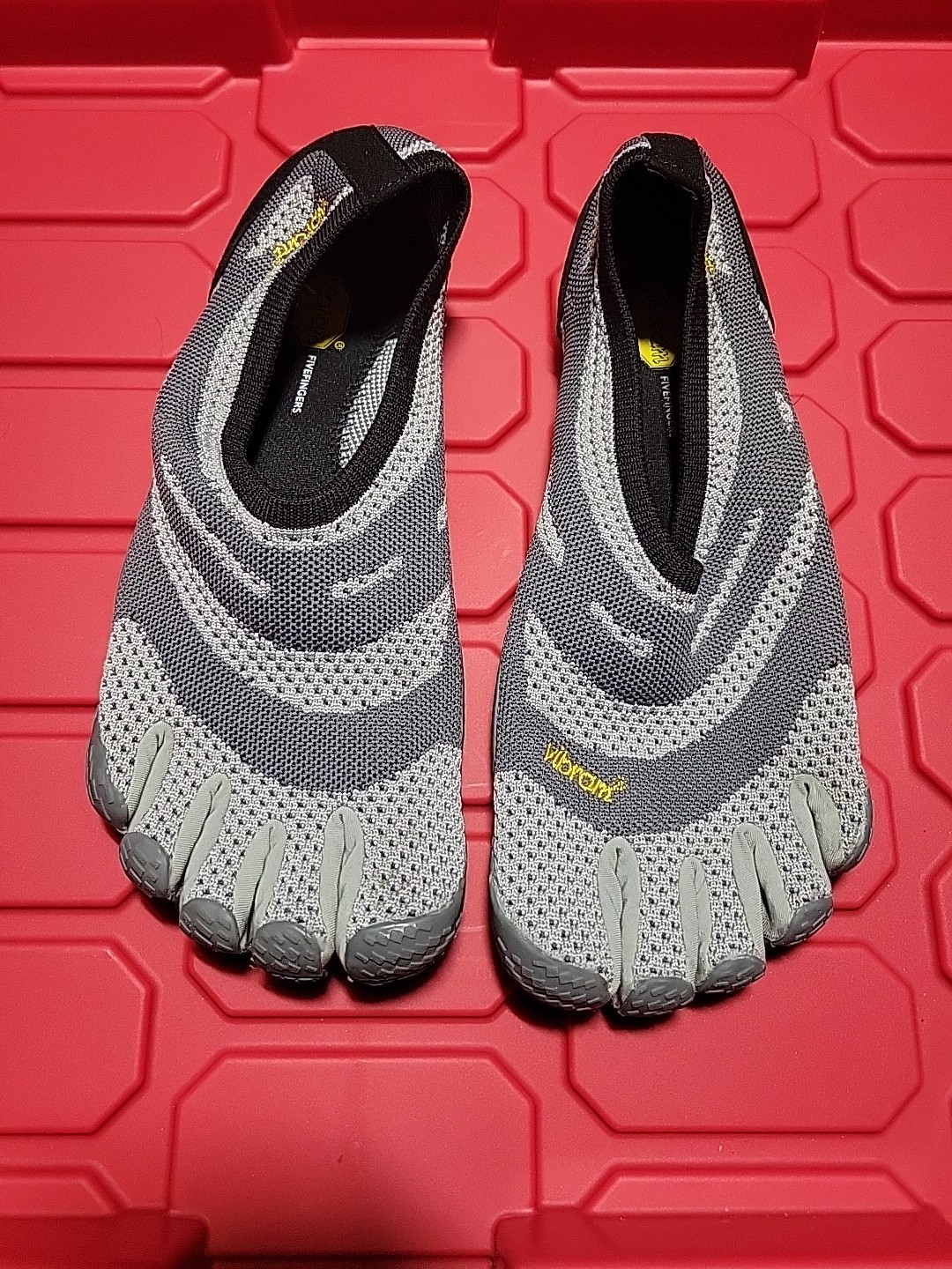 SAOLA Vibram Fivefingers 23M8602 EL X Maglia Grigio Uomo Taglie 9 9 5
