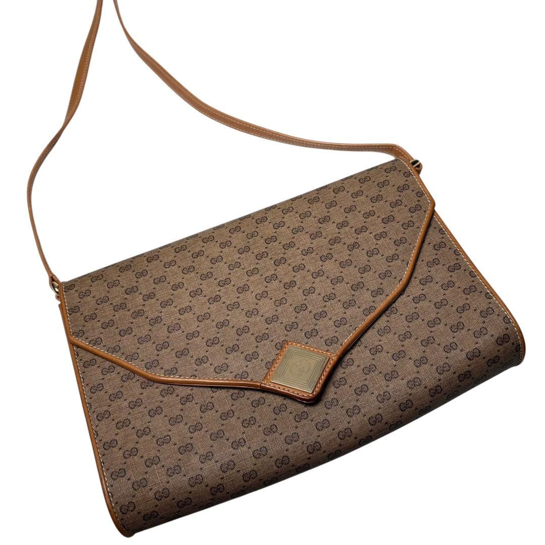 Excellent Condition GUCCI GG Pattern Micro GG Lea… - image 8