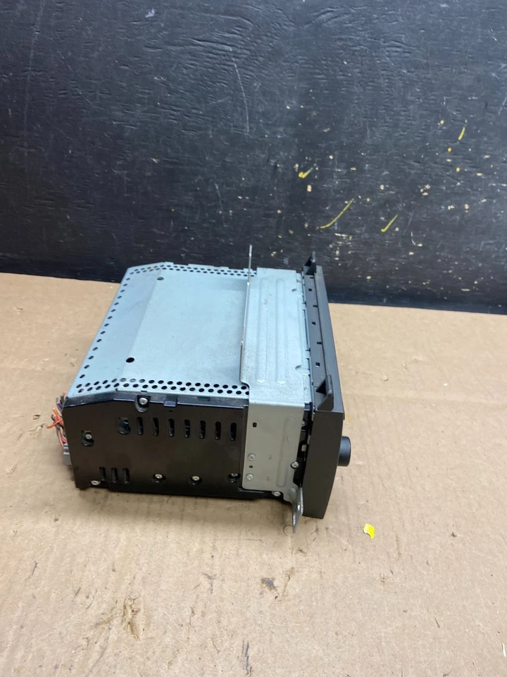 2003 - 2011年林肯镇汽车调幅/调频收音机CD播放器t4590 DG — 第 3/4 张图片