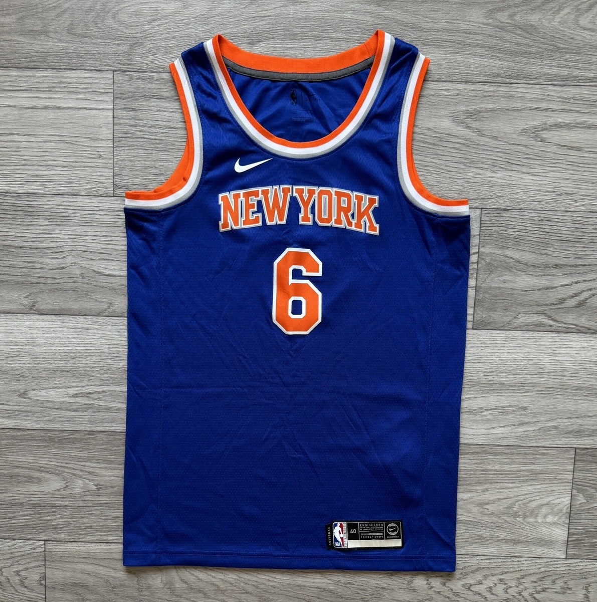 Nike New York Knicks Kristaps Porzingis Jersey 864495-495 S 40