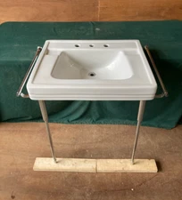 Vintage 27x22 White Console Bath Sink Chrome legs Towel Bars Old Standard 15-25E