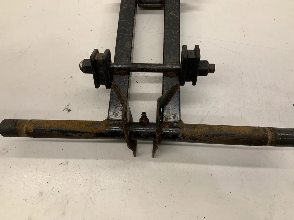 Brazo de par trasero - Polaris RMK Dragon 700 2007 Foto 2 de 4