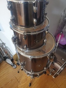 Gretch Drum Set 5 Piece Drum Set with Stool and Cymbals