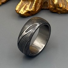 Hand-Forged Damascus Steel Men  s Ring  Matte Pattern Wedding Band  Rugged Gift