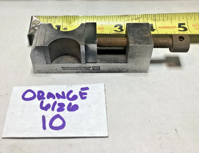 Vintage Brown & Sharpe mini machinist vise needs repaired