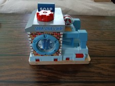 Thomas Friends Wooden Railway Train SODOR SCRUB SHINE Wash Sound Lights Work