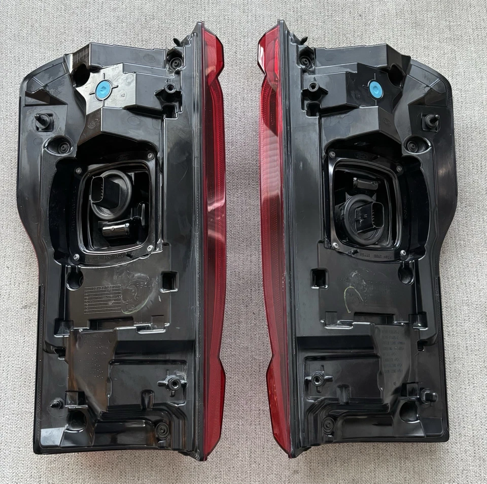 2023 - 2025 超值原始设备制造商福特 LED 尾灯左右带盲点模块 ü — 第 3/4 张图片