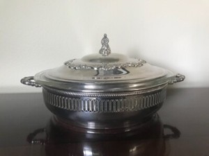 Wallace Baroque 722 Silverplate Covered Casserole Dish W/ Pyrax Glass Liner