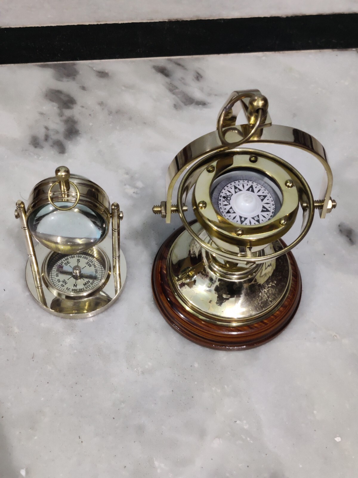 Vintage Brass Gimbal Ship Compass & Nautical Marine Antique Brass Desk