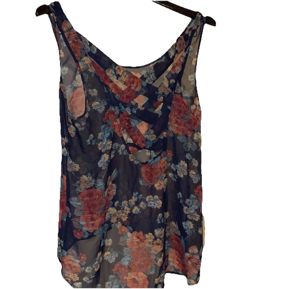 Full Tilt Cross Back Colorful With Roses Blouse Womens Size Large - Image 3 of 4