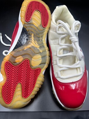 Air Jordan 11 XI Cherry 2001 White Varsity Red 12 A Review and Comparison of The Jordan 11 Low White/Red (2001  main image 4