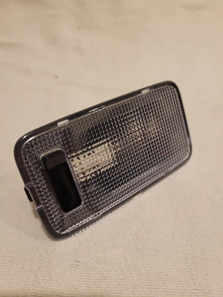 2016 - 2023 MAZDA CX-9 ЗАДНИЙ ВНУТРЕННИЙ БАГАЖНИК ГРУЗОВОЙ ОТСЕК ЛАМПА OEM G46M51440 - Изображение 2 из 4