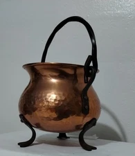 VINTAGE GEKRA COPPER KETTLE CAULDRON IRON HANDLE & FEET 9"×6"